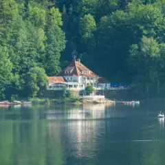 Fregata jezioro bystrzyckie - odkryj historię i atrakcje tego miejsca