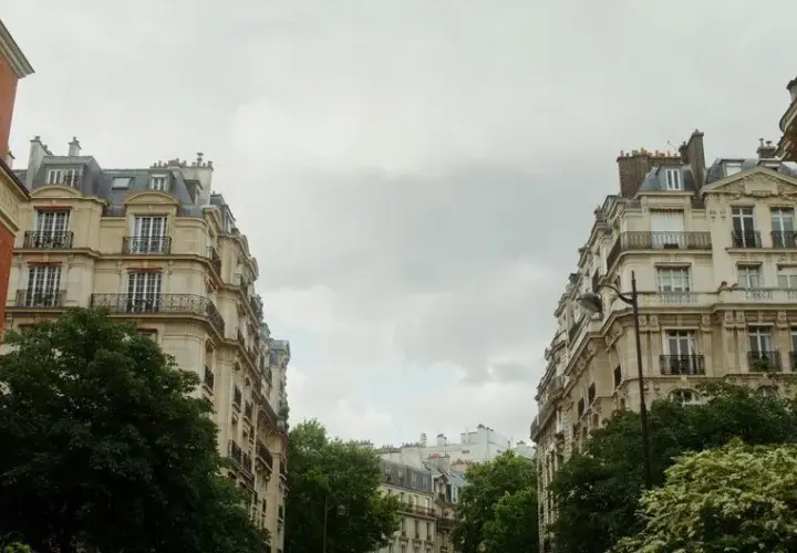 Najlepsze dzielnice Paryża na nocleg - wybierz idealne miejsce