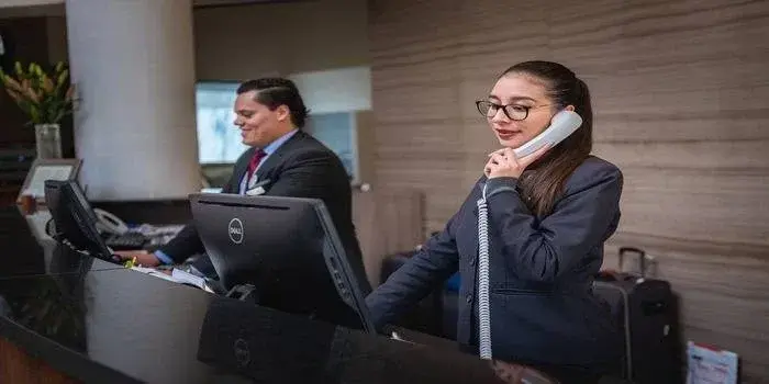 Hotel dla dorosłych co to znaczy? Odkryj wyjątkowe cechy i korzyści