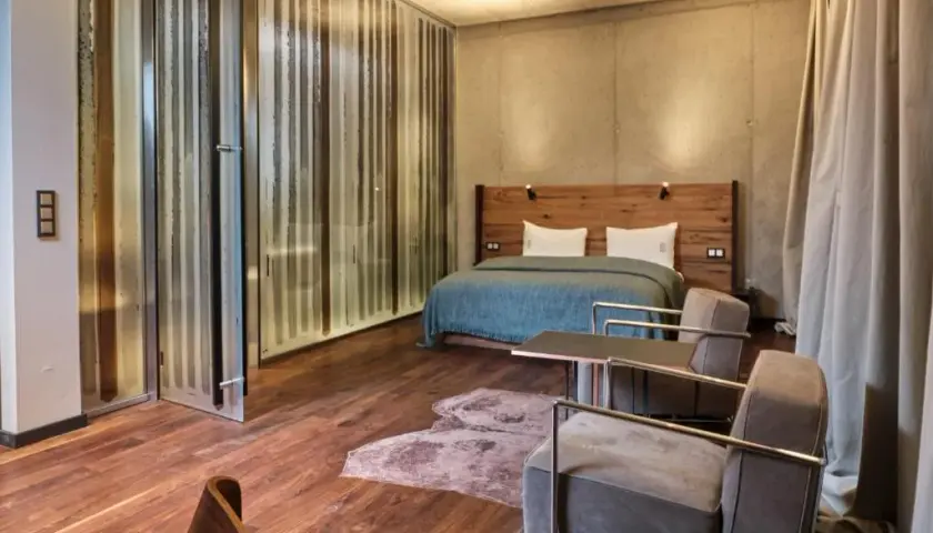 Ile kosztuje hotel w Warszawie? Ceny, które Cię zaskoczą!