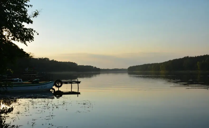 Jezioro Rudnickie Wielkie - piękno natury i rekreacja w jednym