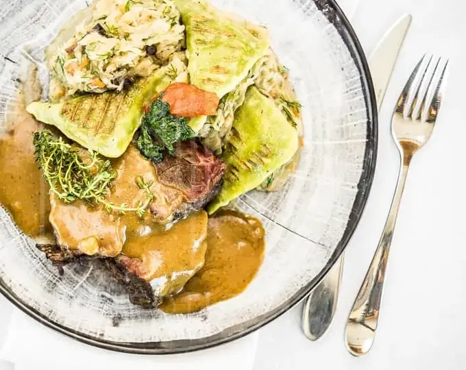 Gdzie zjeść w Chochołowie? Odkryj najlepsze restauracje i smaki