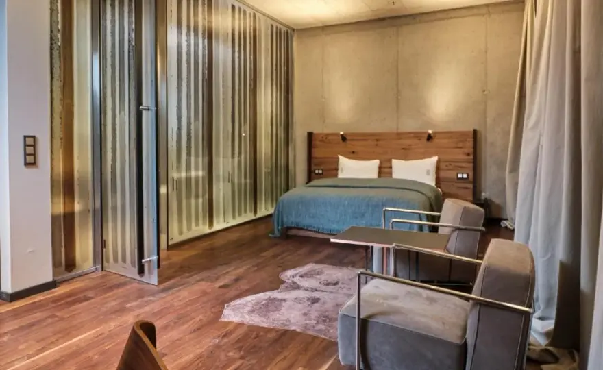 Ile kosztuje hotel w Warszawie? Ceny, które Cię zaskoczą!
