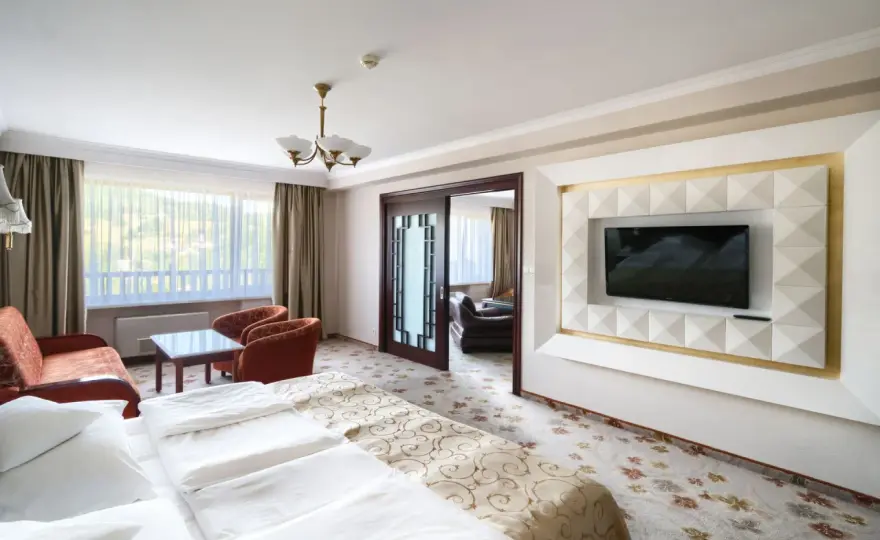Ile kosztuje doba w hotelu Gołębiewskim? Ceny i tajemnice noclegów
